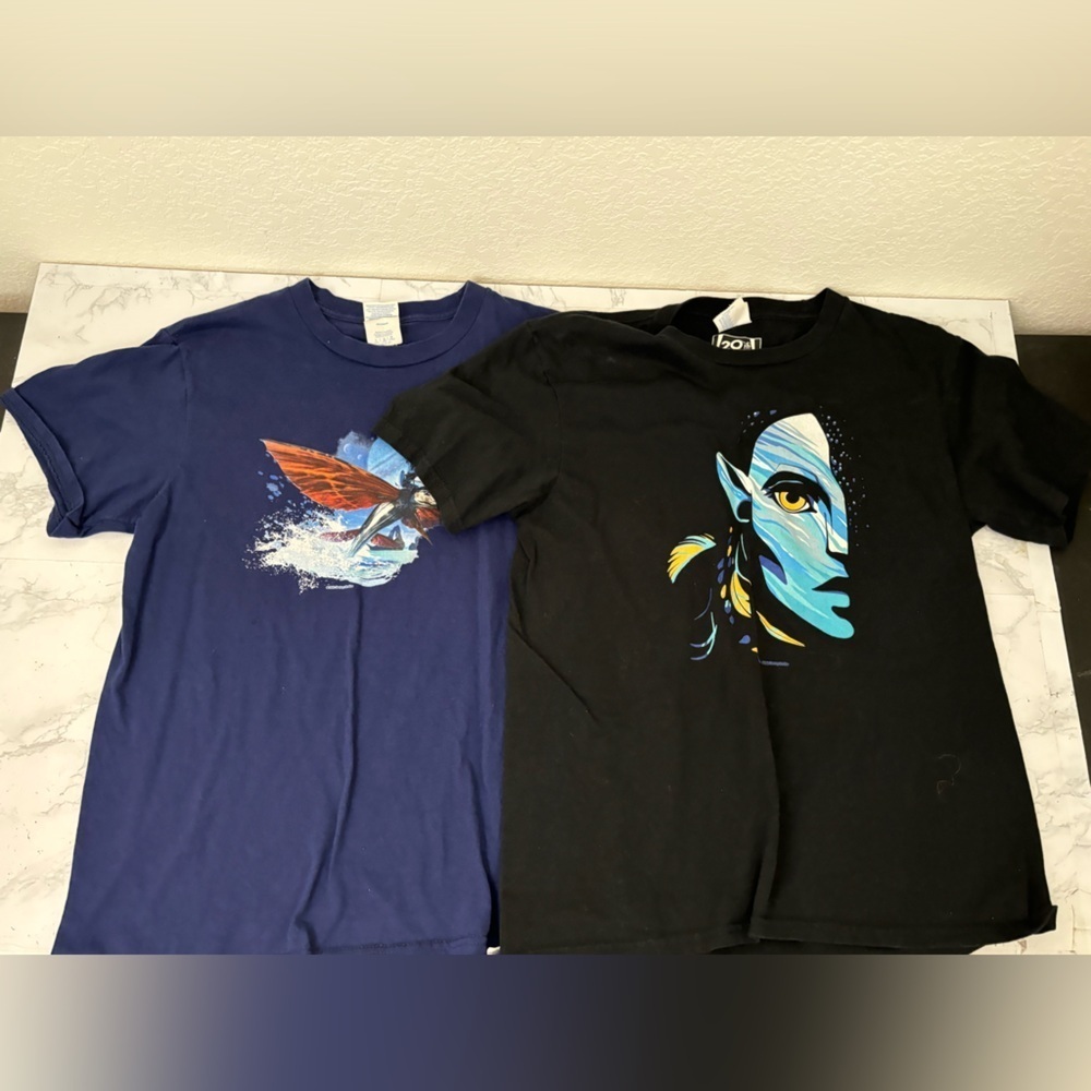 20th Century Studios Avatar Short Sleeve T Shirts Womens L Lot Of 2 Pullover​​​